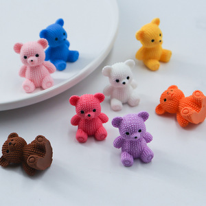 Mini Ornamenti 3D a Forma di Orso in Tinta Unita - Design Cartoonesco per Creazione di Gioielli Fai-da-Te e Forniture per Lavori Artigianali - Product Image 4