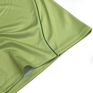 เสื้อฟุตบอลผ้าโพลีเอสเตอร์ตาข่ายแบบย้อนยุคเสื้อครอปไซส์ใหญ่พิเศษระบายอากาศได้ดี - Product Image 5