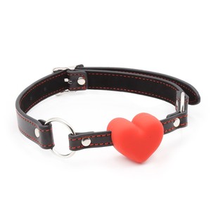 Venta al por mayor de fábrica de juguetes sexuales para adultos, incluyendo correas de cuero, mordedores de silicona en forma de corazón rojo y productos de educación sexual para parejas. - Product Image 1