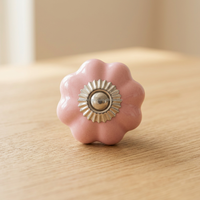 Kenop Kabinet Bentuk Bunga Keramik Pink Desain Tradisional untuk Gagang Pintu Laci Dapur