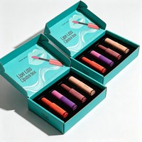 Boîte d'expédition cosmétique en carton ondulé personnalisée pour rouge à lèvres avec pelliculage mat, estampage à chaud et insert sur mesure