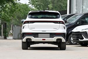 Vehículos Chinos 2025 Baratos con Volante a la Izquierda, Dongfeng Forthing T5 Evo de Lujo, SUV Usado de Gasolina, Autos Nuevos en Venta - Product Image 4