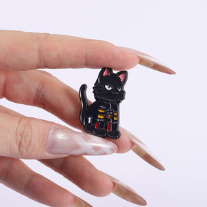 Cool Racing Assistant Gato F1 e F11 Dog Esmalte Pins Cartoon Animal Racing Assistente Broches Lapel Badge Jóias Presente - Product Image 4