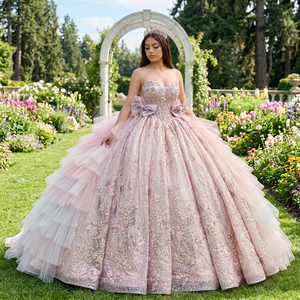 Vestido de Gala Largo Rosa Lsmc132 para Quinceañera con Apliques de Tul, Flores, Lazo y Cola Capilla, para Cumpleaños de 15 o 16 Años - Product Image 1