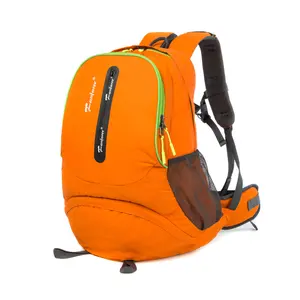 Ransel olahraga kasual fungsional Sporty dengan desain praktis