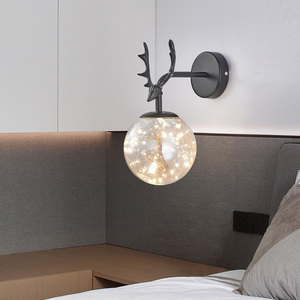 Appliques Murales Modernes de Luxe avec Abat-jour Rond en Verre Style Nordique, Lumière de Couloir pour Décoration de Chevet de Chambre, Lampes Murales LED Dorées en Forme de Corne 6W - Product Image 2