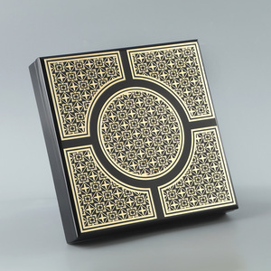 Scatola Regalo di Lusso Ecologica Nera/<span class=keywords><strong>Bianca</strong></span> con Rilievo Dorato Eid Mubarak - Scatola per Cioccolatini in <span class=keywords><strong>Legno</strong></span> Stile Mediorientale con Logo Personalizzabile - Product Image 3