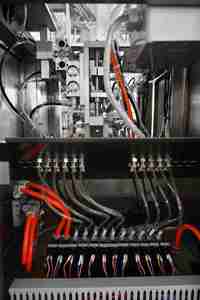 Macchina automatica <span class=keywords><strong>Multihead</strong></span> <span class=keywords><strong>Weigher</strong></span> surgelati per cubetti di ghiaccio e frutti di mare macchina prefatta macchina per imballare gamberetti cotti - Product Image 5