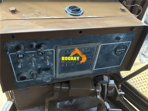 รถดันดิน D6R D6M D6D D6T ตีนตะขาบรถใช้สำหรับรถตีนตะขาบแมวมือสอง - Product Image 6