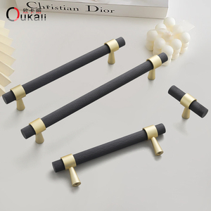 <span class=keywords><strong>Poignée</strong></span> <span class=keywords><strong>de</strong></span> meuble moderne Oukali, nouvelle sortie, en aluminium moleté noir, pour <span class=keywords><strong>armoire</strong></span> <span class=keywords><strong>de</strong></span> cuisine, tiroir, placard, <span class=keywords><strong>salle</strong></span> <span class=keywords><strong>de</strong></span> <span class=keywords><strong>bain</strong></span> - Product Image 4
