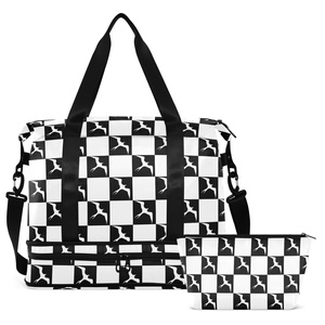 กระเป๋าโท้ท 2 in 1 ลายตารางหมากรุกสีดำขาว ชุดกระเป๋าเดินทางแบบดัฟเฟิล 2 ชิ้น ลายพิมพ์นกอิวาแบบกำหนดเอง กระเป๋าเดินทางสำหรับออกกำลังกายพร้อมกระเป๋าเล็ก - Product Image 2