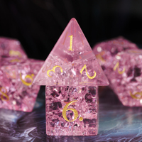 Jeu de sept dés de jeux D & D polyédriques de pierres précieuses roses de vente chaude transfrontalière