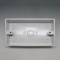Royaume-Uni support de montage en plastique 86 type pvc abs interrupteurs muraux électriques prise boîtier en plastique boîte de jonction prise 86x86 3X3