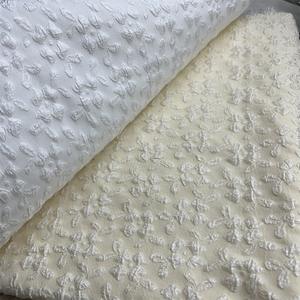 美しいエンボス加工のテクスチャ、伸縮性のない糸染めジャカード生地、新しい大きな花柄のファッションイブニングドレス、ウェディングドレス生地 - Product Image 5