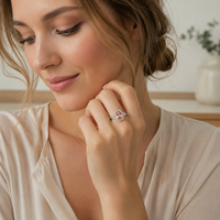 Laborgezüchteter Lebhaft Rosa-Orangefarbener Padparadscha-Saphir 925 Silberring für Damen Party Jubiläum Feiner Schmuck