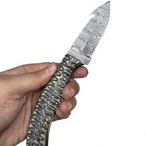 Couteau à lame fixe Drop Point en acier Damas pour le camping et la survie - Prix compétitifs pour les détaillants - Product Image 6