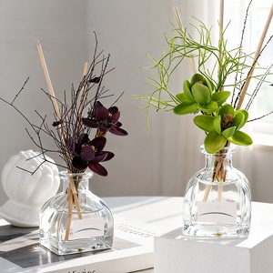 Produits très vendus en Europe et en Amérique, vente directe d'usine, bouteilles en verre personnalisables avec parfum ajouté, bougies éternelles - Product Image 2