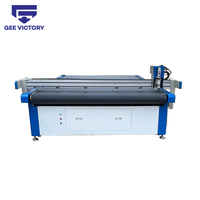 Découpeuse automatique d'échantillon de tissu de zigzag de tissu d'alimentation