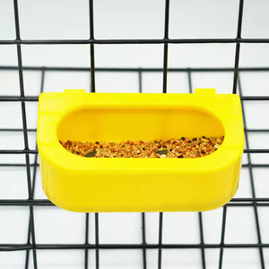 Boîte de nourriture pour <span class=keywords><strong>oiseaux</strong></span> en plastique Offre Spéciale nouvel état équipement d'alimentation de volaille <span class=keywords><strong>suspendu</strong></span> mangeoire pour animaux pour Pigeons - Product Image 4