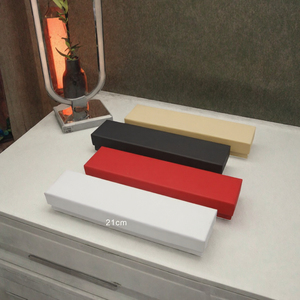 Boîte à bijoux rectangulaire longue et élégante, disponible en plusieurs couleurs, coque en papier rigide avec doublure en velours, boîte de rangement pour collier - Product Image 3