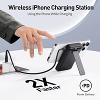 Banque d'alimentation IWALK PowerStand 10000mAh, certifiée Qi2, chargeur sans fil magnétique rapide 15W avec support réglable multi-angles