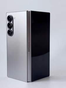 99% tout nouveau pour Samsung ZFold 6 5G Smartphone Original débloqué 50MP caméra arrière 512GB US 8GB RAM utilisé état-remis à neuf - Product Image 3