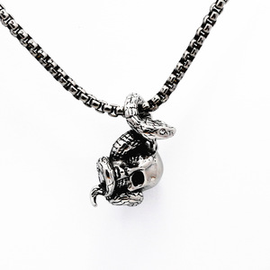Yunnique – collier avec pendentif en forme de crâne de serpent pour hommes, en acier inoxydable, Style Punk, bijoux 316L, Design géométrique - Product Image 5