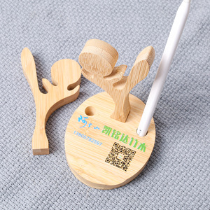Soporte para Teléfono de Bambú con Forma de Kung Fu, Soporte de Escritorio de Madera Natural, Personalizable, para Regalo - Product Image 3