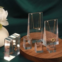 Support de présentation de bijoux en acrylique transparent et léger en forme de T avec étagère métallique pour bracelets, chaînes et joncs