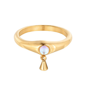 แหวนสแตนเลสสตีลชุบทอง 18K PVD ประดับโอปอลตรงกลางและจี้รูปกรวยห้อย |   กันน้ำ ป้องกันการแพ้ และป้องกันการเกิดคราบ - Product Image 1