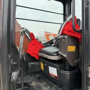 Precio de Fábrica, Excavadora Usada Hitachi ZX55 de 5 Toneladas de Alta Calidad, Motor Original, EPA, CE, Venta de Segunda Mano, Motor, Caja de Cambios, Bomba de Engranajes - Product Image 4