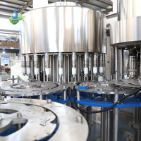 Machine de remplissage et d'embouteillage automatique 3-en-1 pour eau minérale pure et boissons, 7000 BPH, prix projet clé en main