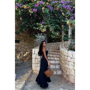 Vestido de Verano Negro con Lazos, Diseño Personalizado, Elegante, Estilo Corto y Fluido, Talla XS, Volantes Decorativos, Aberturas Sexys para Eventos Diurnos, ODM - Product Image 1