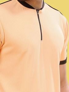 Camiseta con cuello mandarín liso para hombre, camiseta ajustada, producto a granel hecho a mano personalizado - Product Image 3