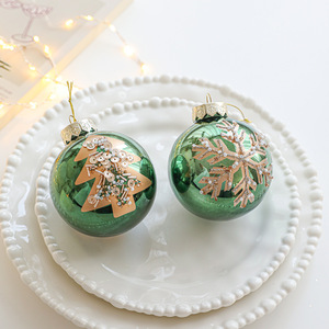 Boule de Noël vert clair avec poudre adhésive, poudre dorée, électroplaqué de haute qualité, motif nacré peint à la main pour sapin de Noël - Product Image 4