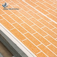 Panneau d'isolation en métal sculpté écologique de 16 mm, mousse PU, texture 3D, ignifuge, revêtement mural extérieur pour bâtiments résidentiels
