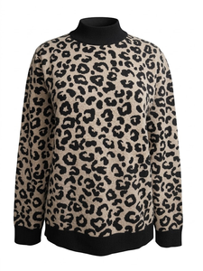 Custom ODM Cashmere Winter Jacquard Leopard Print <b>Crewneck</b> Knitted <b>Sweater</b> Pullover Women - Product Image 2