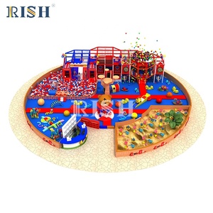 Aire de jeux intérieure haut de gamme pour enfants : Château gonflable, mur d'escalade, jeux rembourrés sécurisés et équipement d'arcade - Product Image 3