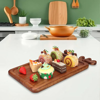 Plateau de service de luxe en bois d'acacia fait main, motif bois de cerf, pour la présentation culinaire et la décoration de la maison et de la cuisine