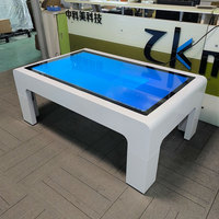 Table tactile interactive de 55 pouces pour la maternelle avec écran multi-touch pour les activités d'apprentissage et d'enseignement en groupe pour les enfants