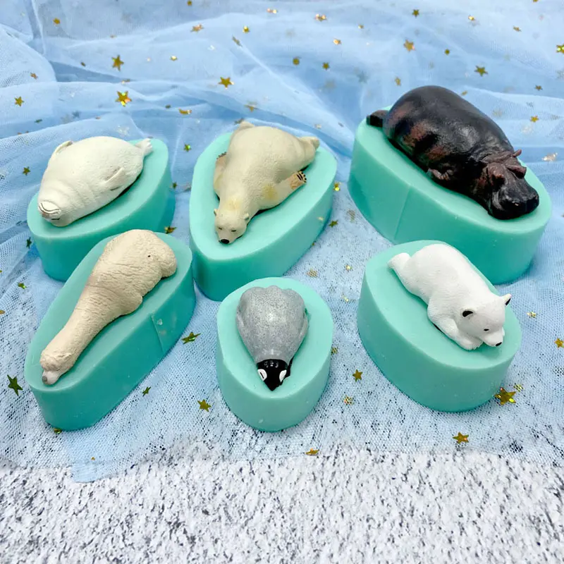 INTODIY Cartoon penguin polar bear mold food grade silicone chocolate creative ice sculpture decoration Silicone Fondant Molds