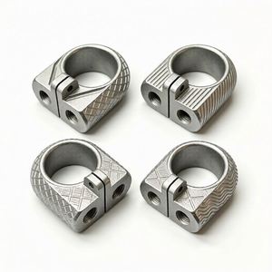 ตัวล็อคท่อแบบบานพับ CNC ผลิตจากสแตนเลส/อะลูมิเนียม พร้อมแหวนล็อคแบบแยกส่วน หลายสีเคลือบอโนไดซ์ พร้อมขายึด - Product Image 1