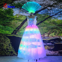 Robe de princesse en tulle LED Big Swing, costume lumineux pour parc à thème, défilé, spectacle sur scène avec éventail et coiffe assortis