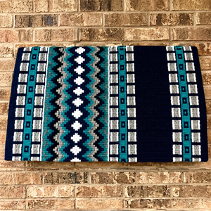 Tapis de selle classique en feutre de laine tissé à la main Equipro Western, motif géométrique bleu marine, vert sarcelle, gris et blanc, pour la protection du cheval - Product Image 1