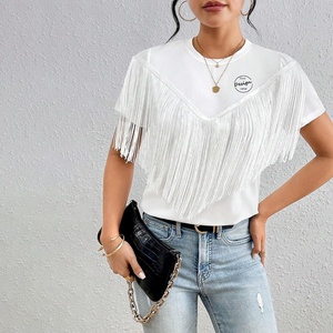 T-Shirt con frangia larga a manica corta personalizzata all'ingrosso T-Shirt da donna Top da donna con nappine Crop da donna T-Shirt OEM - Product Image 5