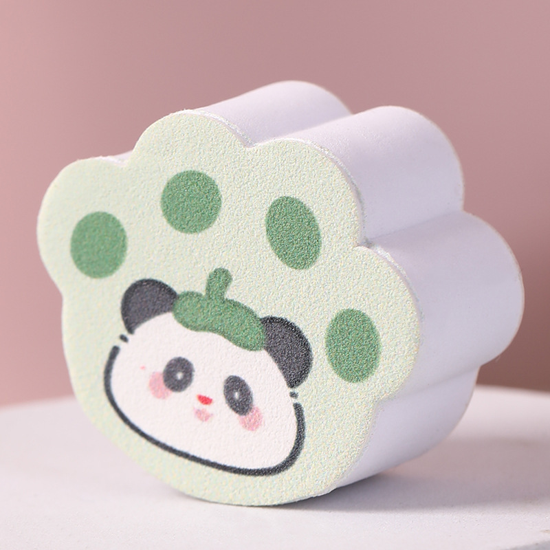 Panda de hoja de loto