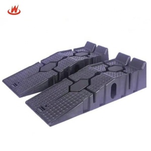 China Plastic Heavy Duty Portable Car Ramp For Oil Change