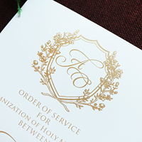 Élégant Livret de Cérémonie de Mariage Plié Personnalisé avec Monogramme Doré – Programme de Mariage, Brochure de Cérémonie