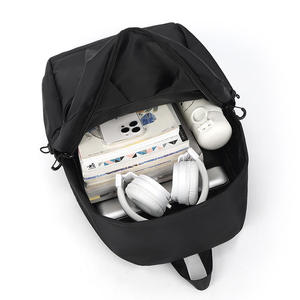 Sac à dos décontracté pour homme personnalisé avec port de charge USB, sac à dos de voyage grande capacité, sac d'école pour ordinateur portable 15,6 pouces - Product Image 3