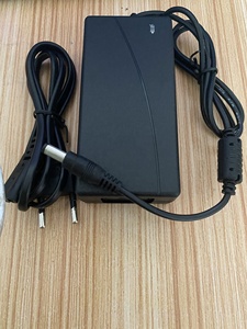 Ebike <span class=keywords><strong>cargador</strong></span> de batería de salida 42V 2A 100-240V 50/60Hz Scooter <span class=keywords><strong>adaptador</strong></span> de corriente - Product Image 3